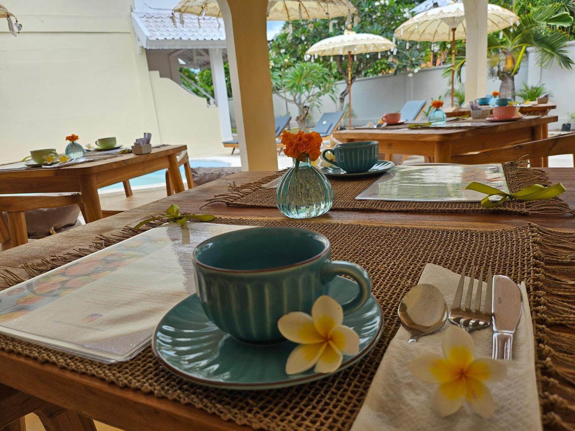 United Colors Of Lembongan Hotell Nusa Lembongan Eksteriør bilde