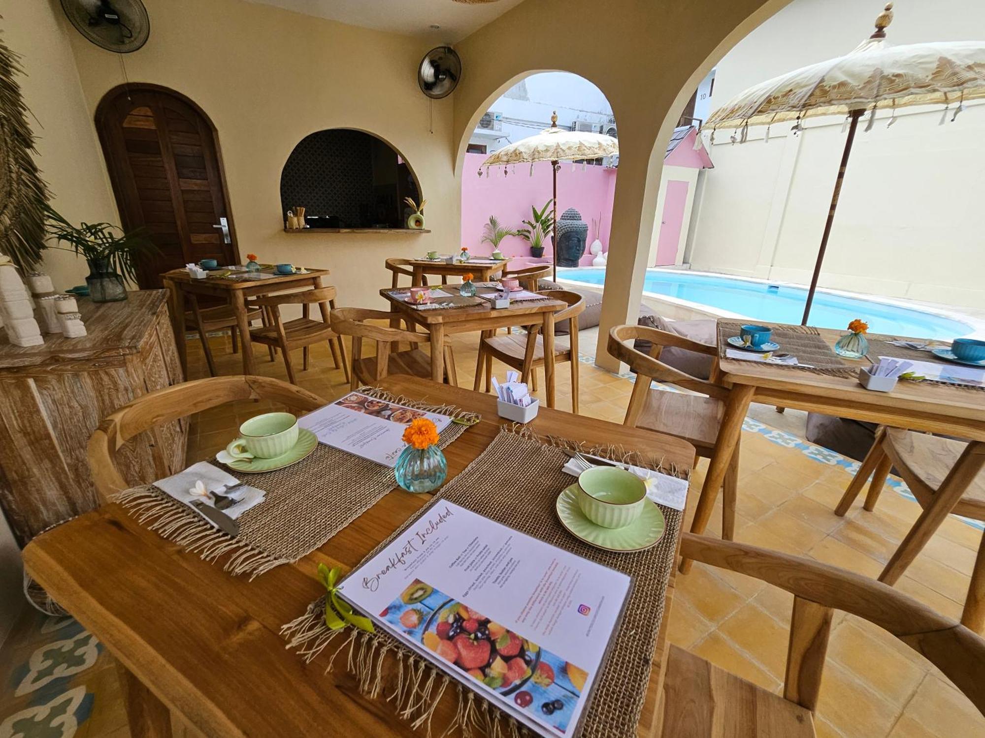 United Colors Of Lembongan Hotell Nusa Lembongan Eksteriør bilde