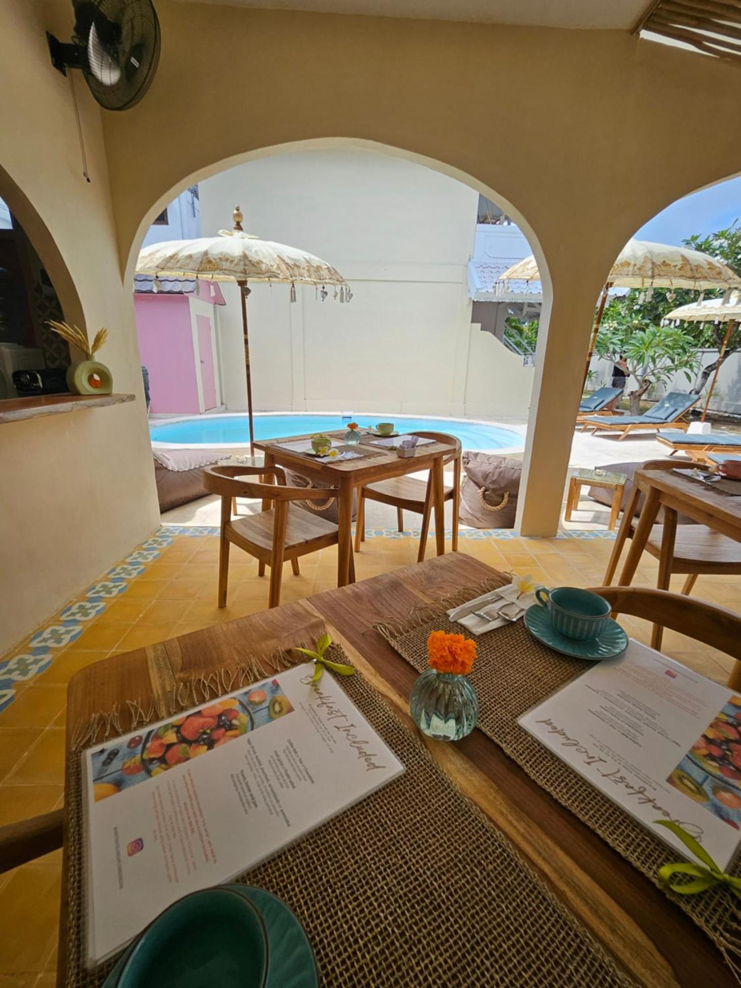 United Colors Of Lembongan Hotell Nusa Lembongan Eksteriør bilde