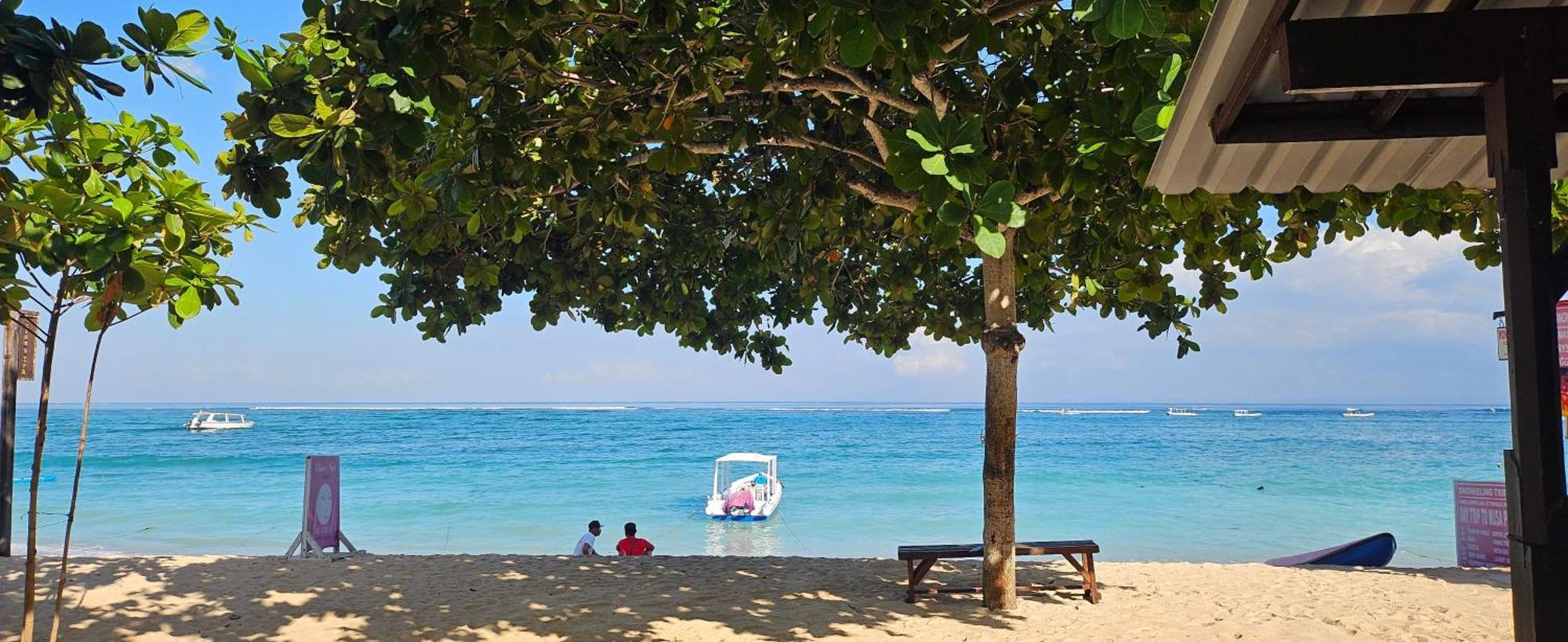 United Colors Of Lembongan Hotell Nusa Lembongan Eksteriør bilde
